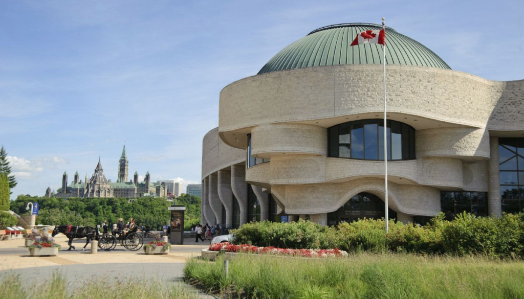 Explore Canadian Museum of History with VeloGO